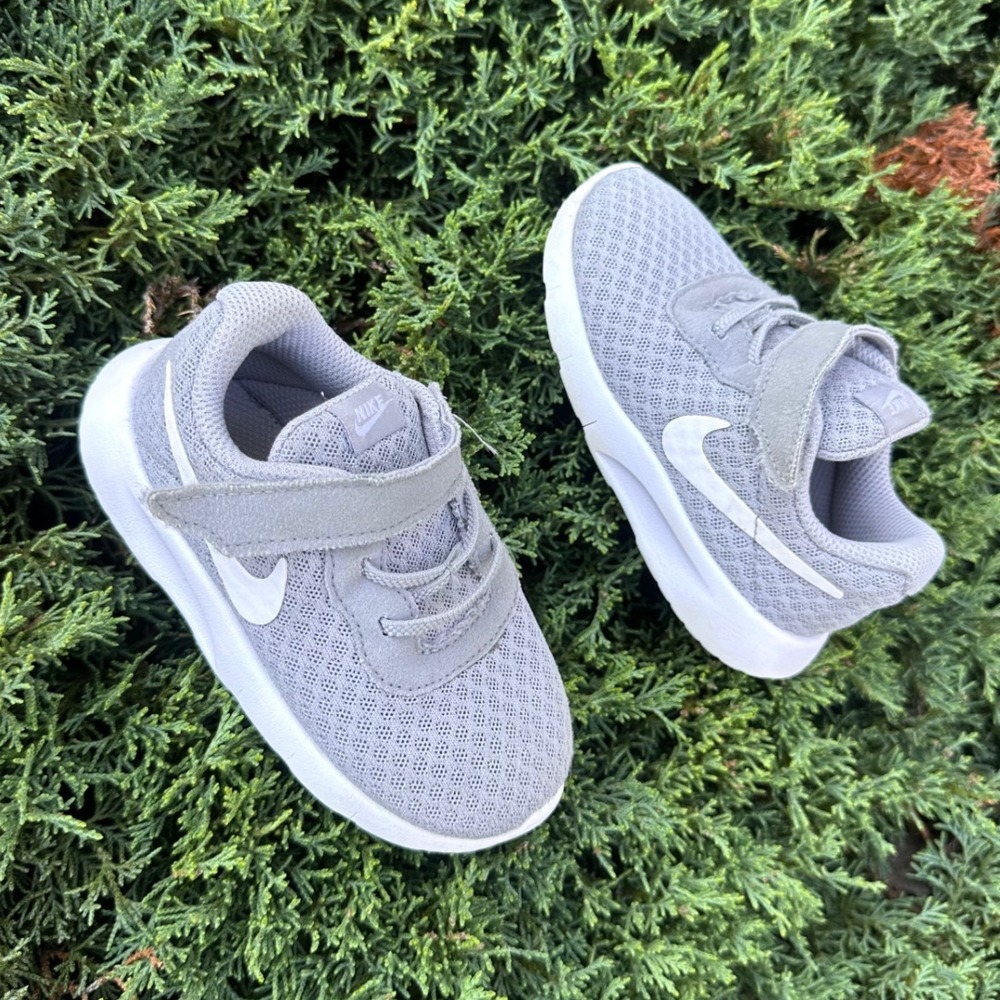 Nike Tanjun TD Toddler Sneakers Size 7 Wolf Grey
